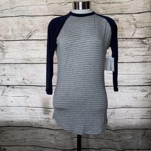 Lularoe Randy Top Size XXS.Pit to pit approx:  19 inches Right shoulder to bo